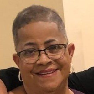 Meet your Posher, Iris